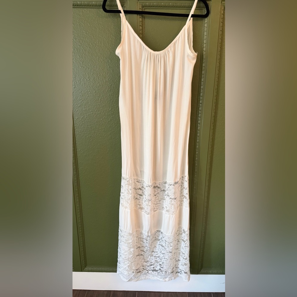 Zanzea Cream Lace Trim Chemise